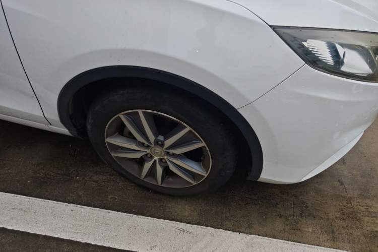 Used CHANGAN Eado 2015 1.6L Automatic Junku Model China V Standard Right Front Wheel Hub