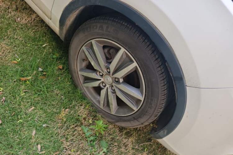 Used CHANGAN Eado 2015 1.6L Manual Junku Model China IV Standard Right Front Wheel Hub