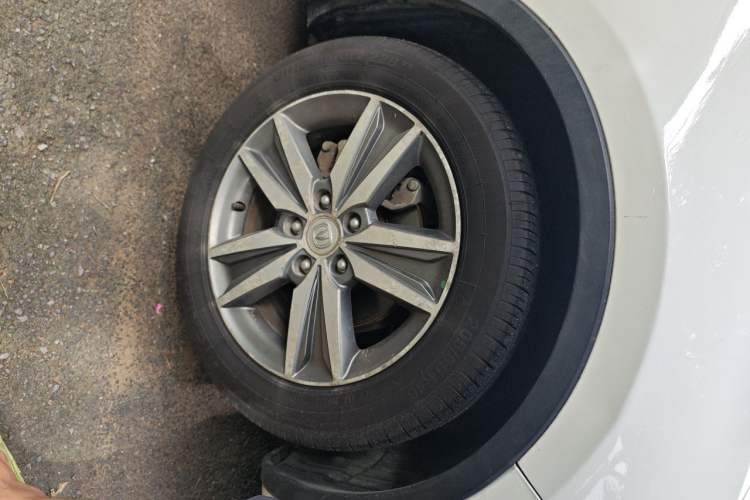 Used CHANGAN Eado 2015 1.6L Automatic Junku Model China V Standard Right Front Wheel Hub