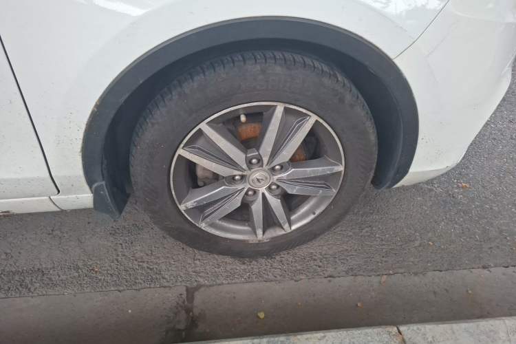 Used CHANGAN Eado 2015 1.6L Manual Junku Model China IV Standard Right Front Wheel Hub