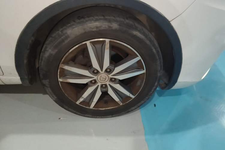 Used CHANGAN Eado 2015 1.6L Manual ZhiKu Model China IV Standard Right Front Wheel Hub