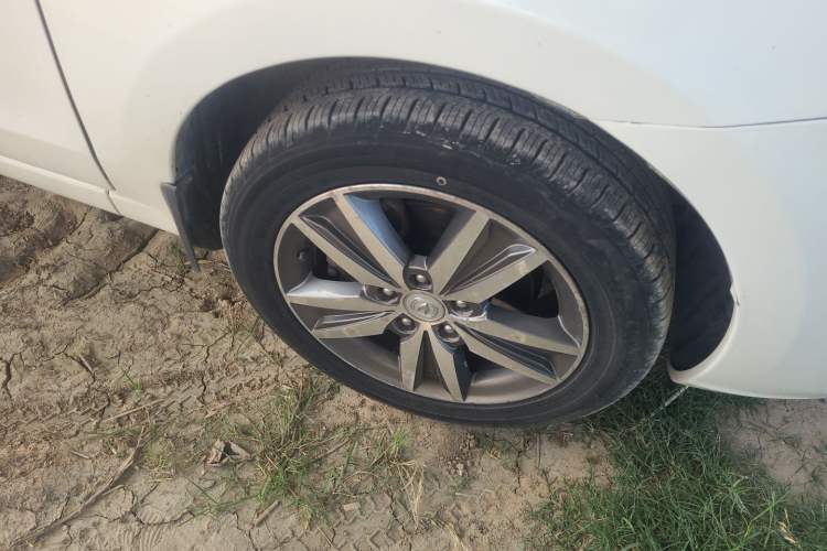 Used CHANGAN Eado 2015 1.6L Manual Luxury Model China V Standard Right Front Wheel Hub