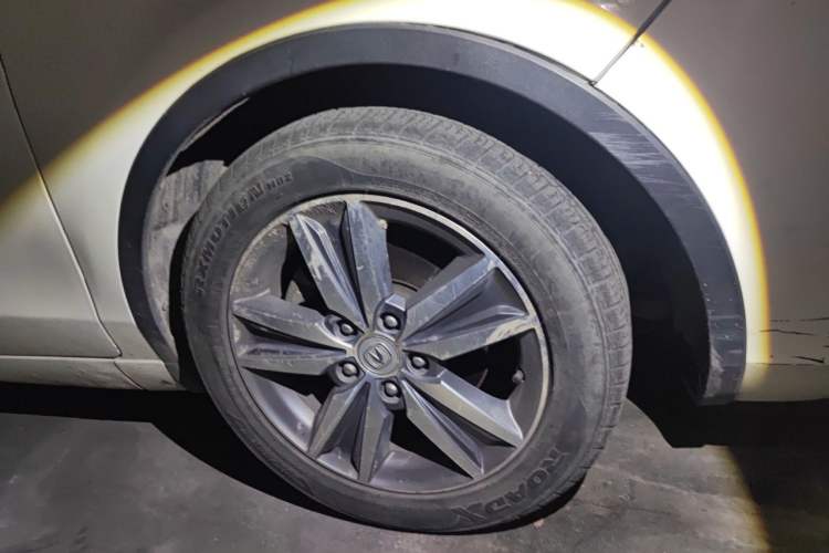 Used CHANGAN Eado 2015 1.6L Manual Junku Model China IV Standard Right Front Wheel Hub