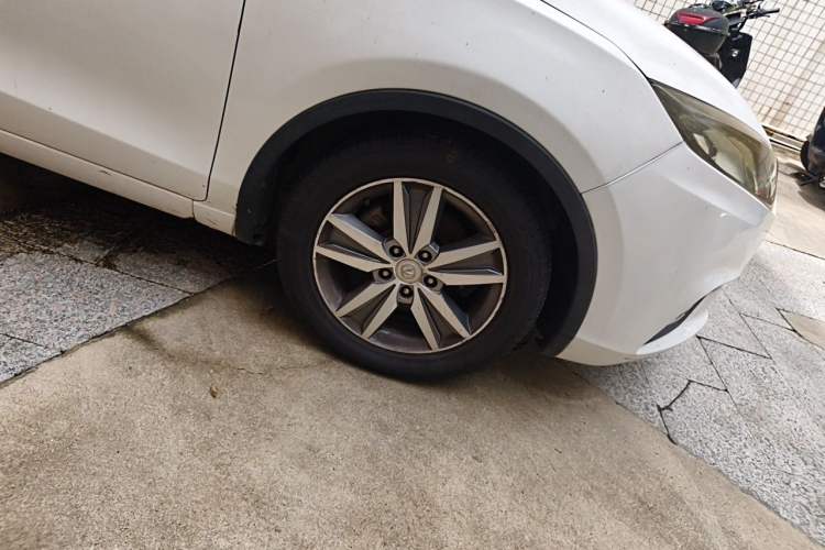 Used CHANGAN Eado 2015 1.6L Manual Junku Model China IV Standard Right Front Wheel Hub