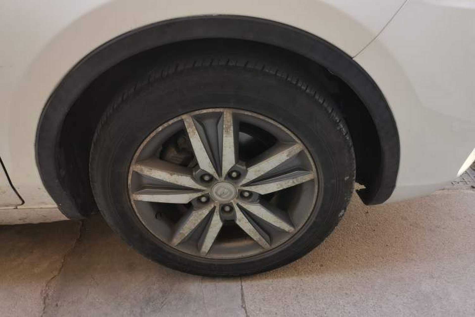 Used CHANGAN Eado 2015 1.6L Manual Junku Model China IV Standard Right Front Wheel Hub