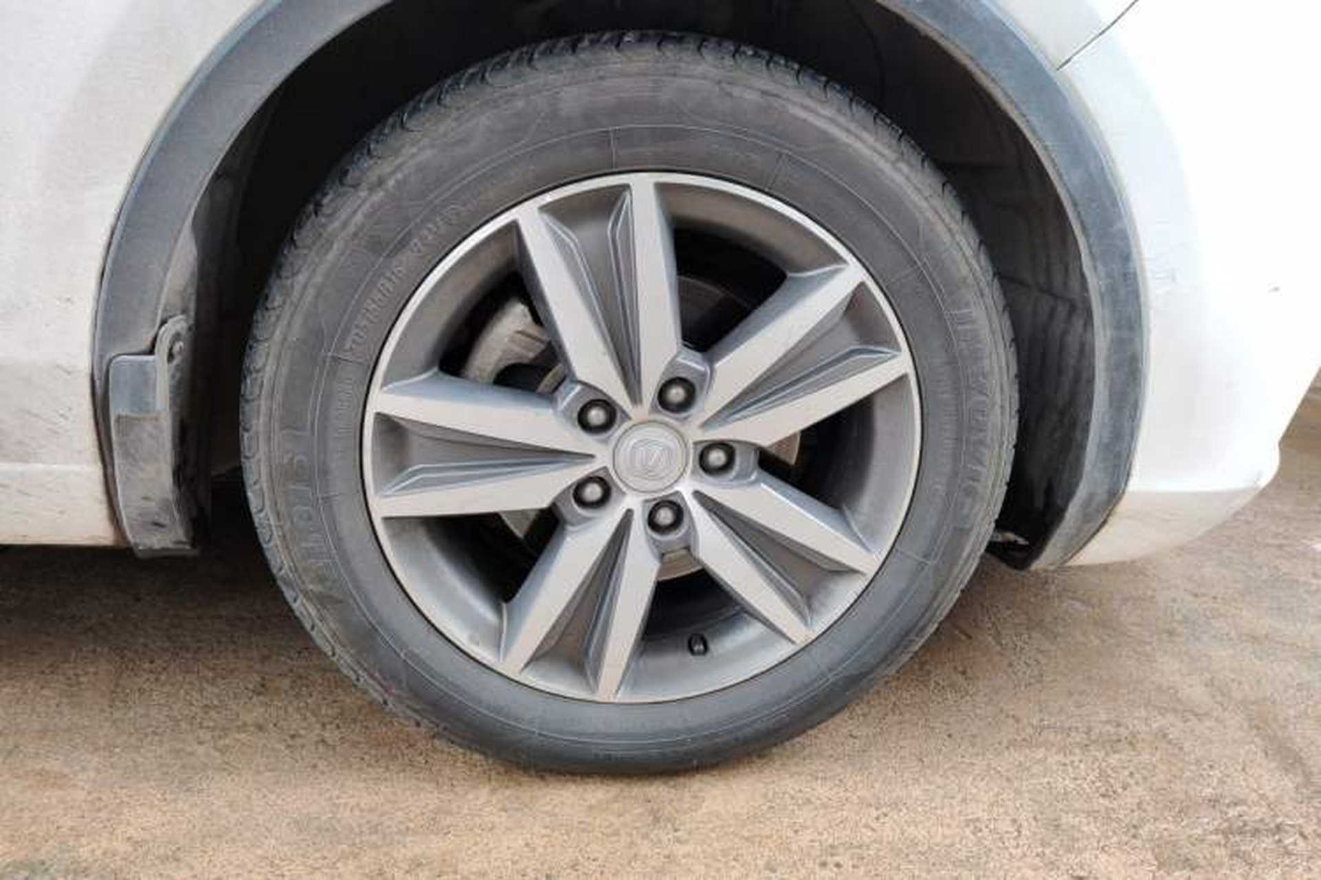 Used CHANGAN Eado 2015 1.6L Manual Junku Model China IV Standard Right Front Wheel Hub