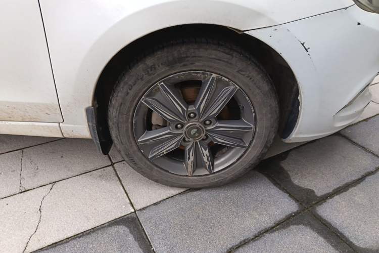 Used CHANGAN Eado 2015 1.6L Manual Luxury Model China V Standard Right Front Wheel Hub