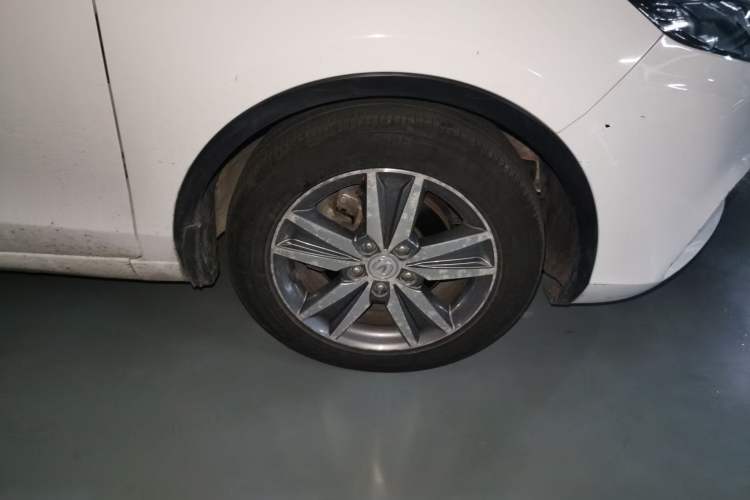 Used CHANGAN Eado 2015 1.6L Automatic Junku Model China V Standard Right Front Wheel Hub