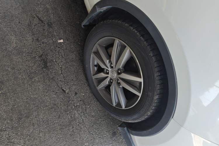 Used CHANGAN Eado 2015 1.6L Automatic Junku Model China V Standard Right Front Wheel Hub
