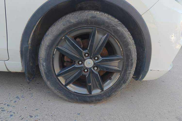 Used CHANGAN Eado 2015 1.6L Manual Junku Model China V Standard Right Front Wheel Hub