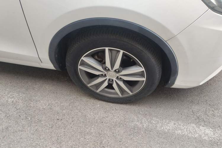 Used CHANGAN Eado 2015 1.6L Manual Junku Model China V Standard Right Front Wheel Hub