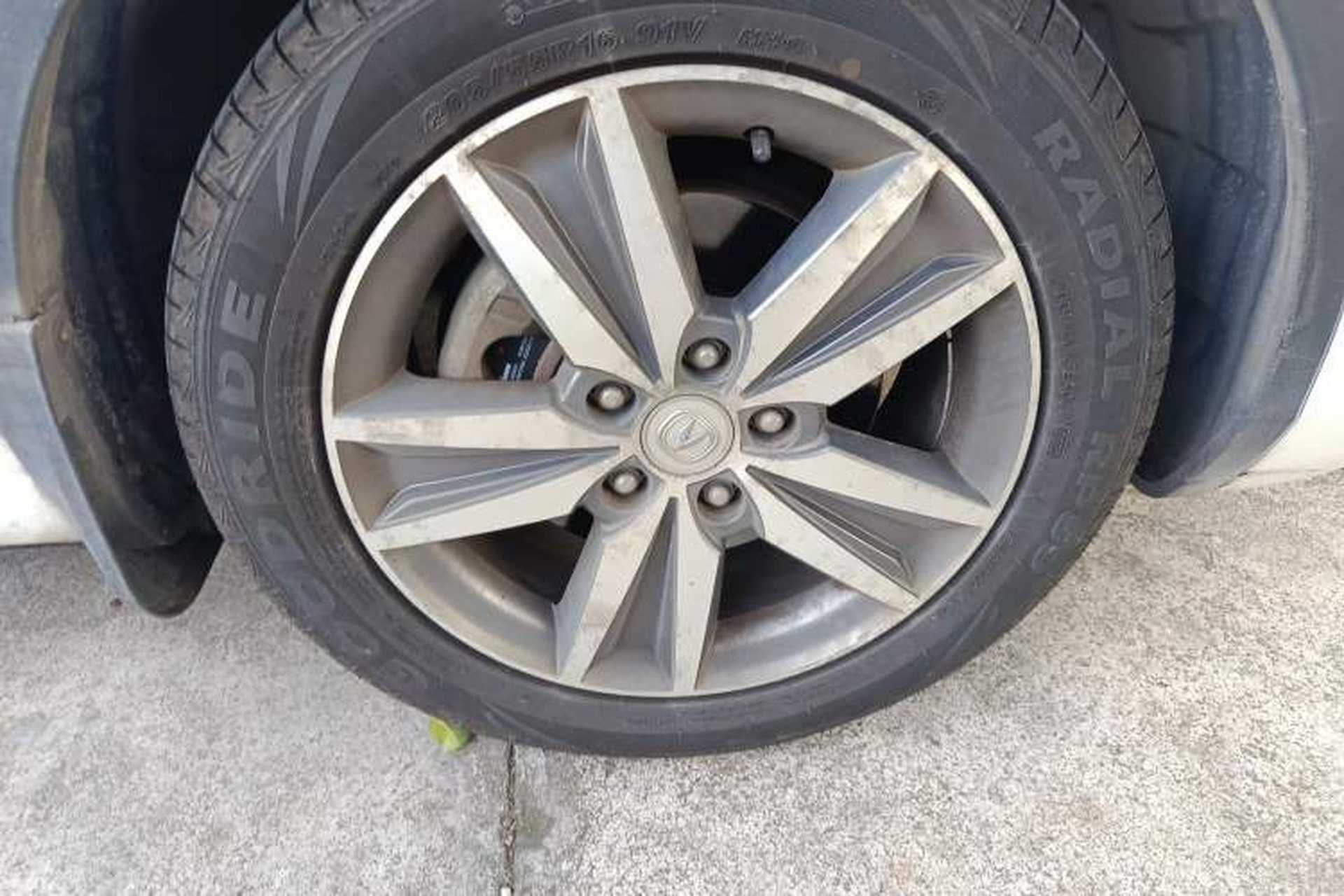 Used CHANGAN Eado 2015 1.6L Manual Junku Model China V Standard Right Front Wheel Hub