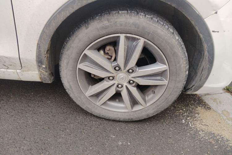 Used CHANGAN Eado 2015 1.6L Manual Junku Model China IV Standard Right Front Wheel Hub