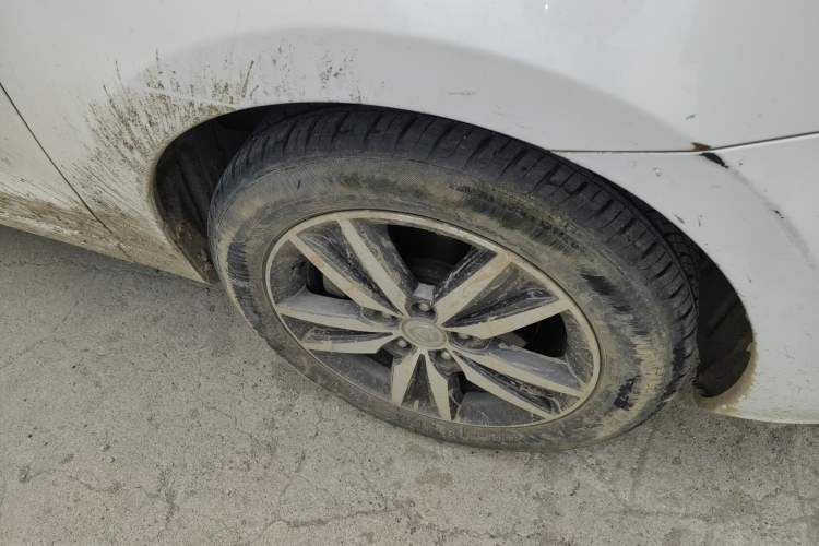 Used CHANGAN Eado 2015 1.6L Manual Luxury Model China V Standard Right Front Wheel Hub