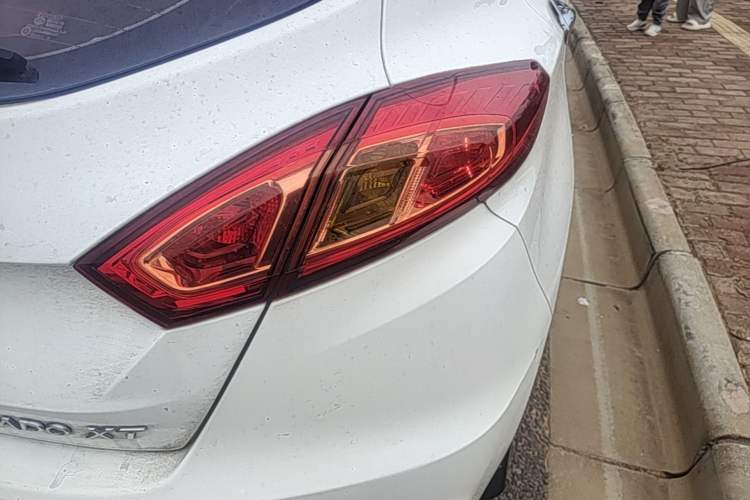 Used CHANGAN Eado 2015 1.6L Manual Junku Model China V Standard Right Rear Taillight