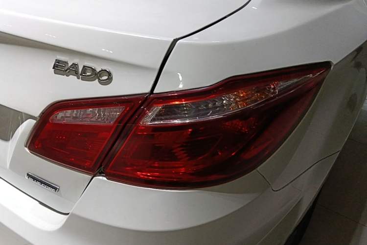 Used CHANGAN Eado 2015 1.6L Manual Luxury Model China V Standard Right Rear Taillight