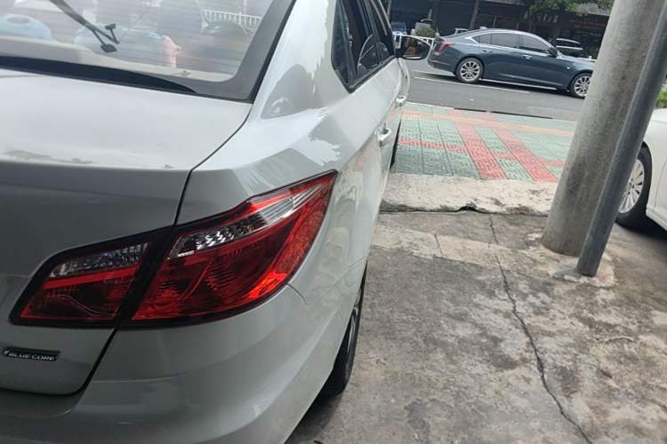 Used CHANGAN Eado 2015 1.6L Automatic Luxury Model Right Rear Taillight