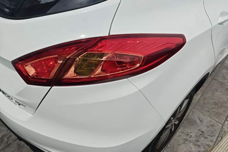 Used CHANGAN Eado 2015 1.6L Manual Junku Model China V Standard Right Rear Taillight