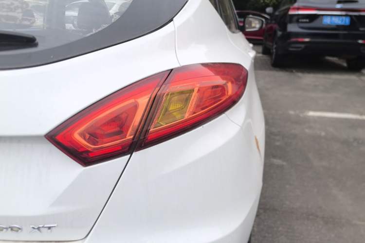Used CHANGAN Eado 2015 1.6L Automatic Junku Model China V Standard Right Rear Taillight
