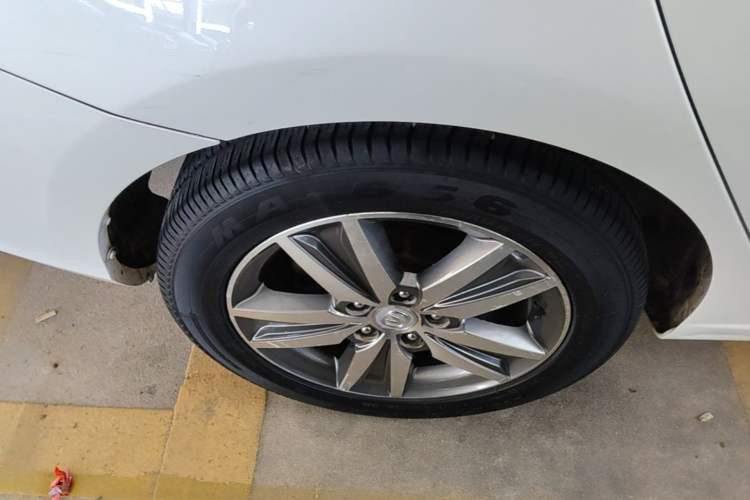 Used CHANGAN Eado 2015 1.6L Manual Luxury Model China V Standard Right Rear Wheel Hub