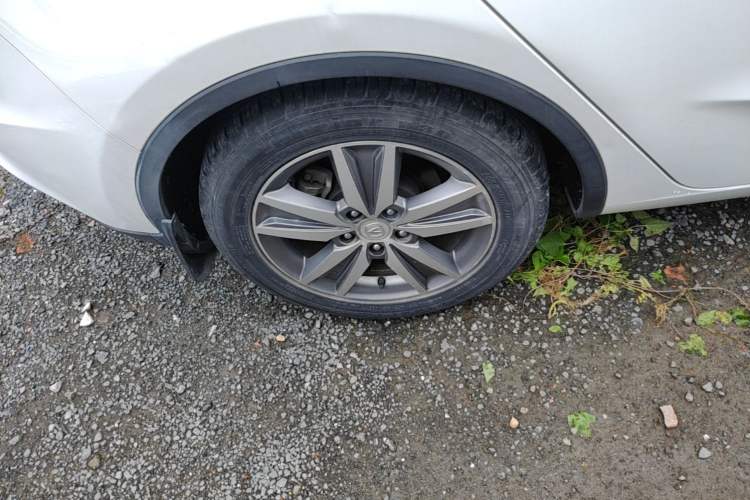 Used CHANGAN Eado 2015 1.6L Automatic Junku Model China IV Standard Right Rear Wheel Hub
