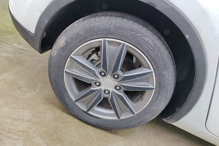 Used CHANGAN Eado 2015 1.6L Manual Junku Model China IV Standard Right Rear Wheel Hub
