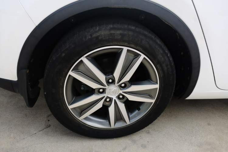 Used CHANGAN Eado 2015 1.6L Manual Junku Model China IV Standard Right Rear Wheel Hub