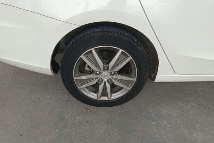 Used CHANGAN Eado 2015 1.6L Manual Luxury Model China V Standard Right Rear Wheel Hub