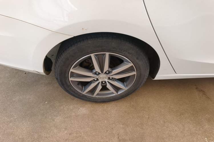 Used CHANGAN Eado 2015 1.6L Manual Luxury Model China V Standard Right Rear Wheel Hub