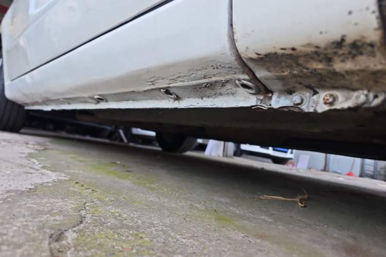 Used CHANGAN Eado 2015 1.6L Automatic Luxury Model Right Side Sill