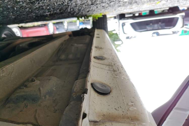Used CHANGAN Eado 2015 1.6L Automatic Junku Model China IV Standard Right Side Sill