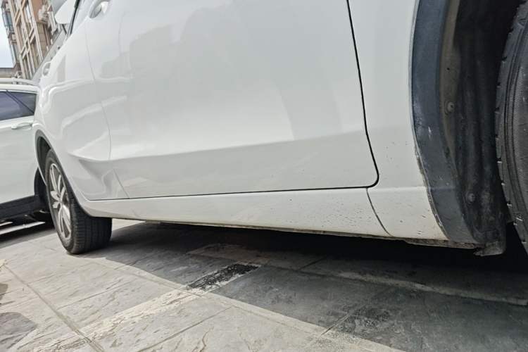 Used CHANGAN Eado 2015 1.6L Manual Junku Model China V Standard Right Side Sill