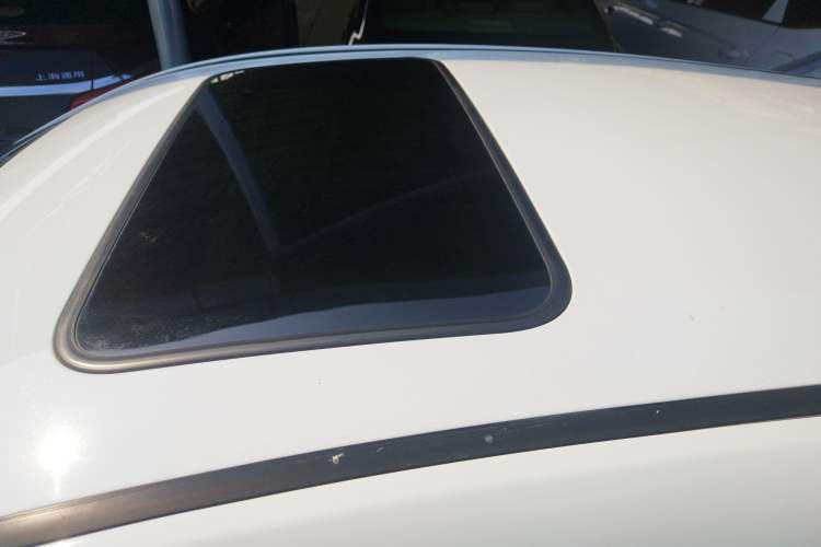 Used CHANGAN Eado 2015 1.6L Manual Junku Model China V Standard Roof