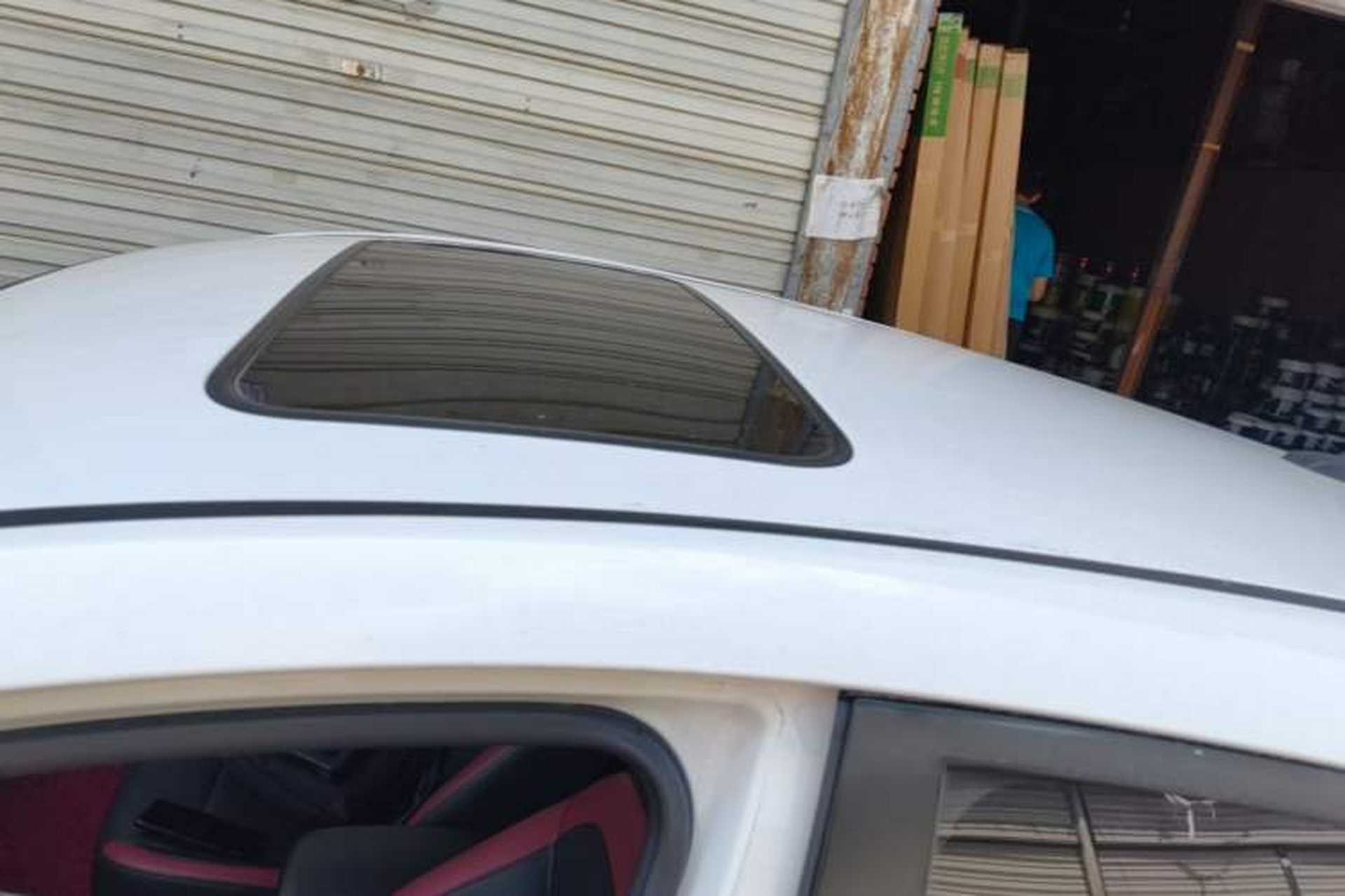 Used CHANGAN Eado 2015 1.6L Automatic Junku Model China IV Standard Roof