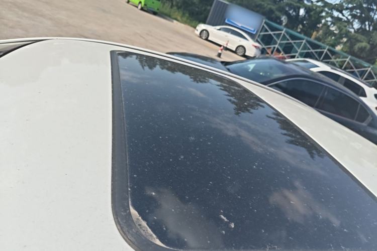 Used CHANGAN Eado 2015 1.6L Automatic Luxury Model Roof