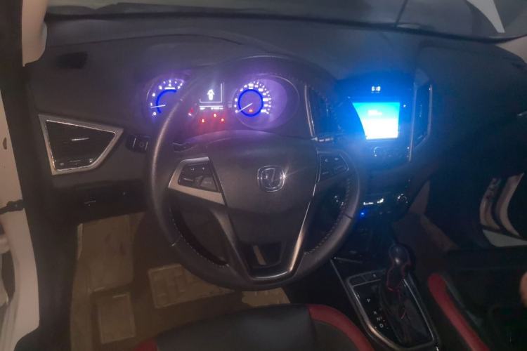Used CHANGAN Eado 2015 1.6L Automatic Junku Model China IV Standard Steering Wheel