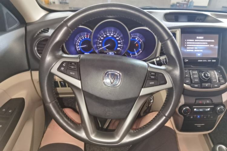 Used CHANGAN Eado 2015 1.6L Manual Luxury Model China V Standard Steering Wheel