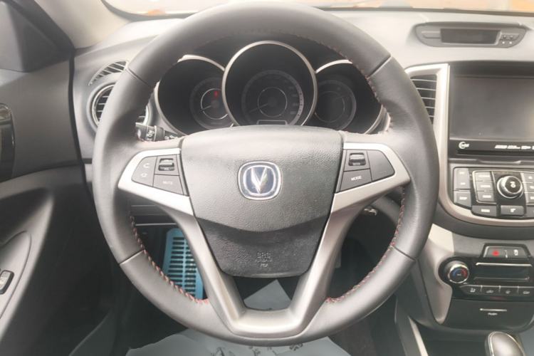 Used CHANGAN Eado 2015 1.6L Automatic Junku Model China IV Standard Steering Wheel
