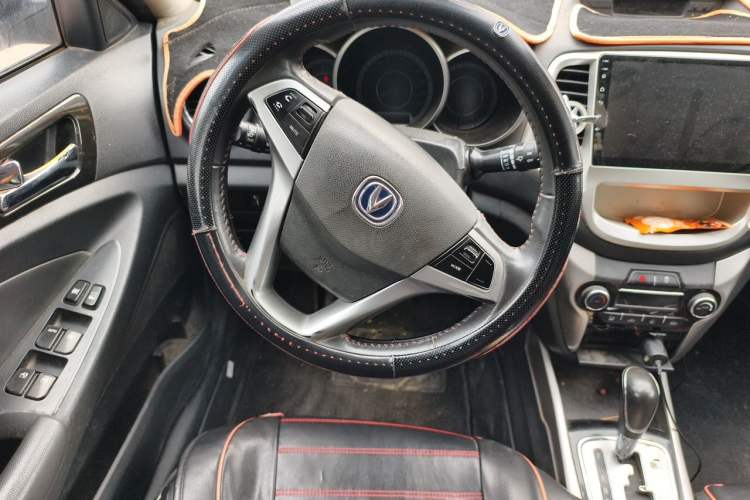 Used CHANGAN Eado 2015 1.6L Automatic Junku Model China V Standard Steering Wheel