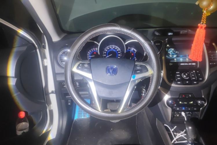 Used CHANGAN Eado 2015 1.6L Automatic Junku Model China V Standard Steering Wheel