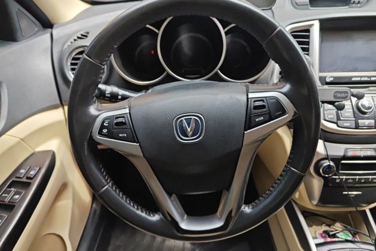 Used CHANGAN Eado 2015 1.6L Manual Luxury Model China IV Standard Steering Wheel