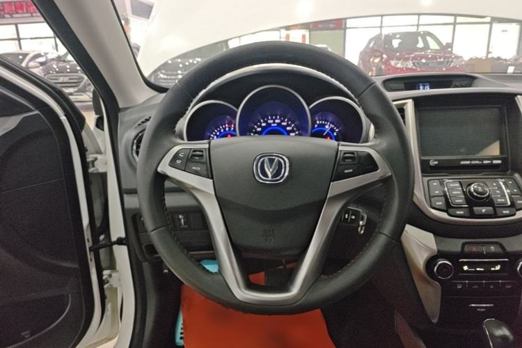 Used CHANGAN Eado 2015 1.6L Automatic Junku Model China IV Standard Steering Wheel