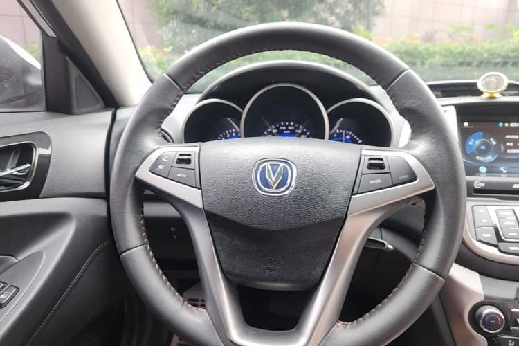 Used CHANGAN Eado 2015 1.6L Automatic Junku Model China IV Standard Steering Wheel