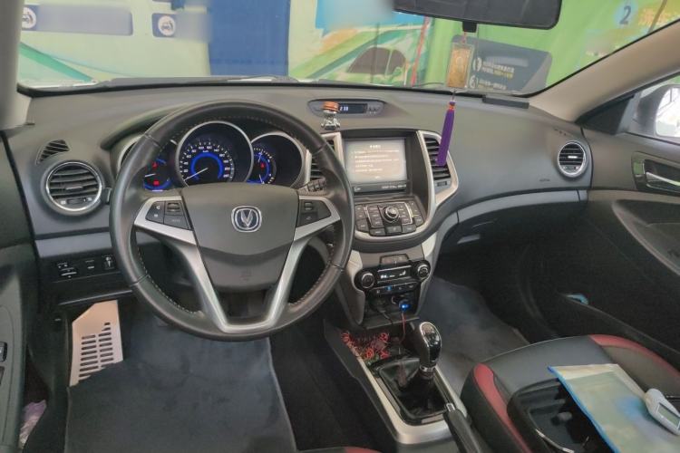 Used CHANGAN Eado 2015 1.6L Manual Junku Model China V Standard Steering Wheel