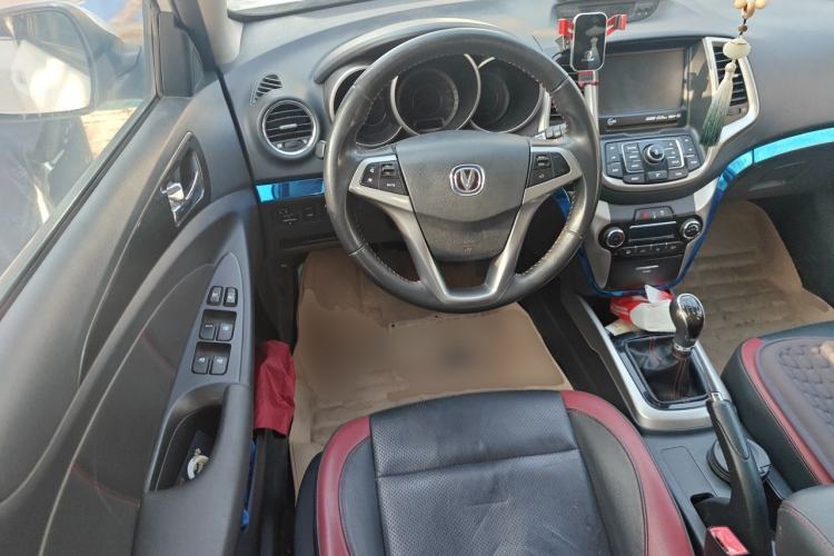 Used CHANGAN Eado 2015 1.6L Manual ZhiKu Model China V Standard Steering Wheel