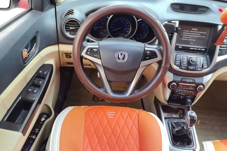 Used CHANGAN Eado 2015 1.6L Manual Luxury Model China IV Standard Steering Wheel