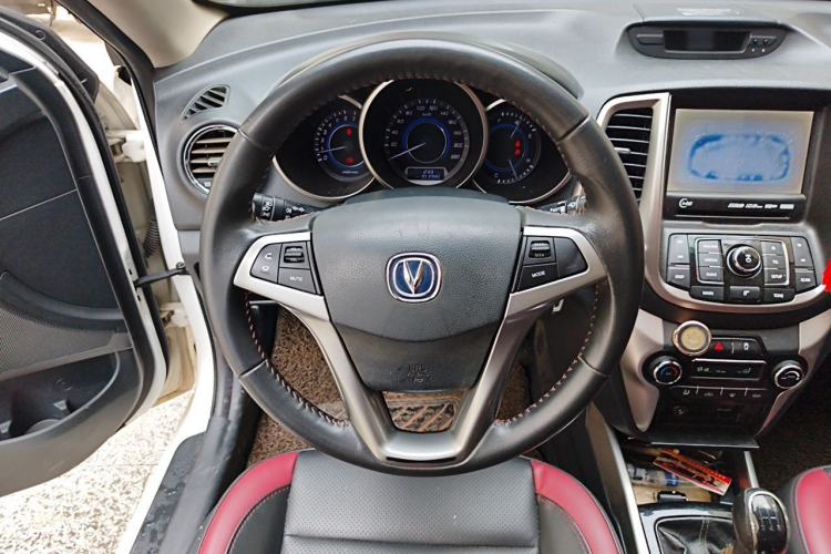 Used CHANGAN Eado 2015 1.6L Manual Junku Model China IV Standard Steering Wheel