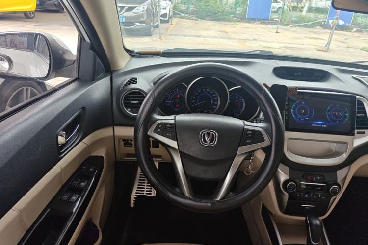 Used CHANGAN Eado 2015 1.6L Automatic Luxury Model Steering Wheel