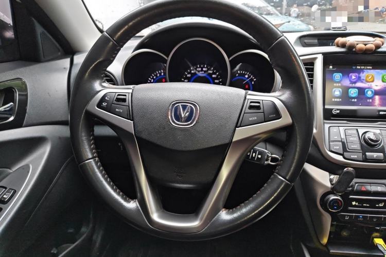 Used CHANGAN Eado 2015 1.6L Automatic Junku Model China IV Standard Steering Wheel
