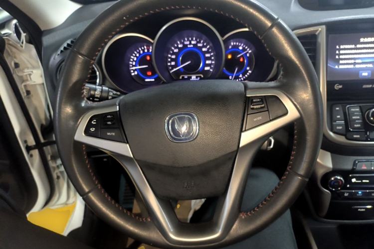Used CHANGAN Eado 2015 1.6L Manual Junku Model China V Standard Steering Wheel